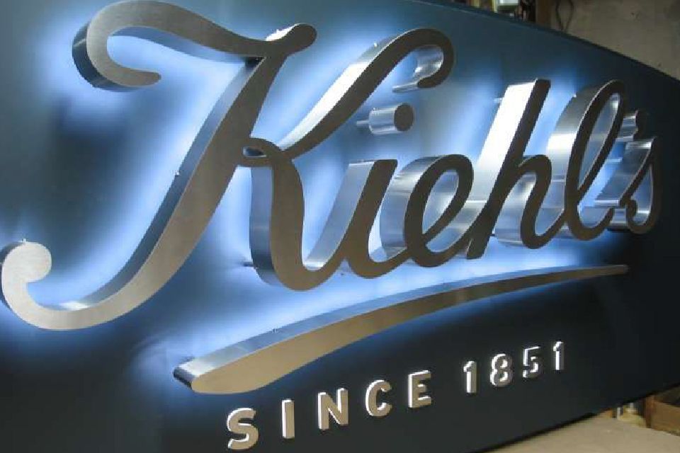 Back Lit Chrome Stainless Steel 3d Built up Letters Glasgow, Signs Glasgow, Signs Glasgow, Signage Glasgow, Sign Makers Glasgow, Signage Company Glasgow, Edinburgh, Lanarkshire.